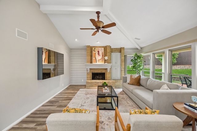 9060 Stone Creek Place, Dallas, TX 75243