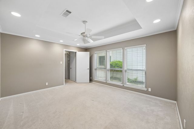 9060 Stone Creek Place, Dallas, TX 75243