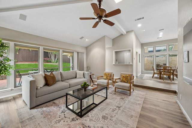 9060 Stone Creek Place, Dallas, TX 75243