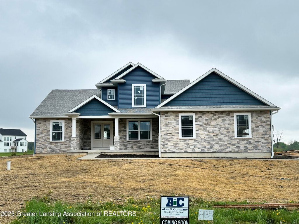 9135 Klein Farm, Grand Ledge, MI 48837