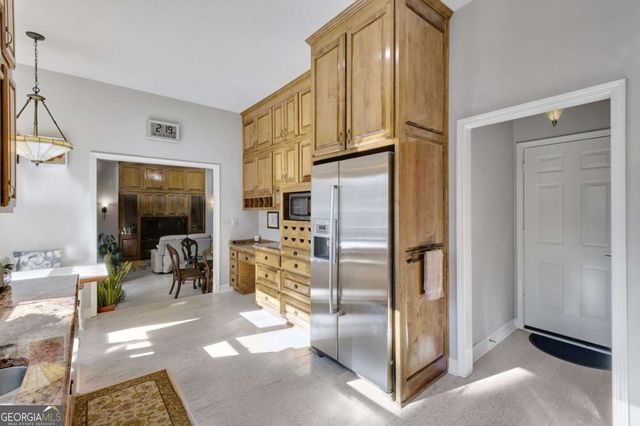 1001 Golf Estates Drive, Woodstock, GA 30189