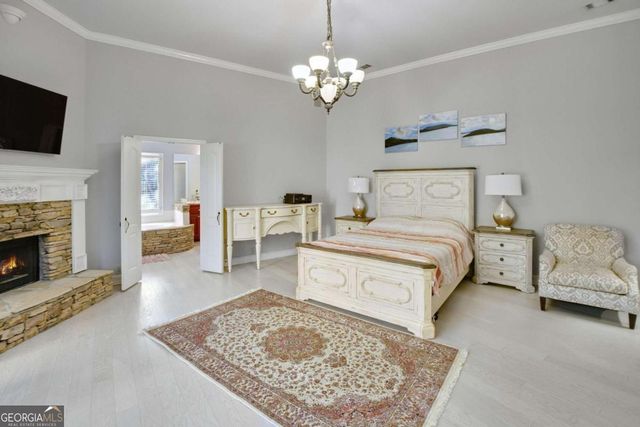 1001 Golf Estates Drive, Woodstock, GA 30189