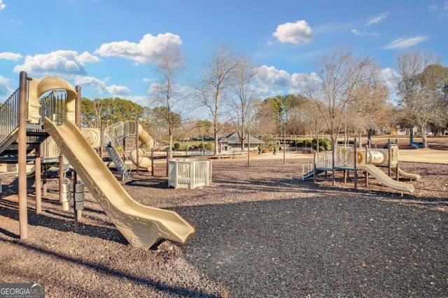 1001 Golf Estates Drive, Woodstock, GA 30189