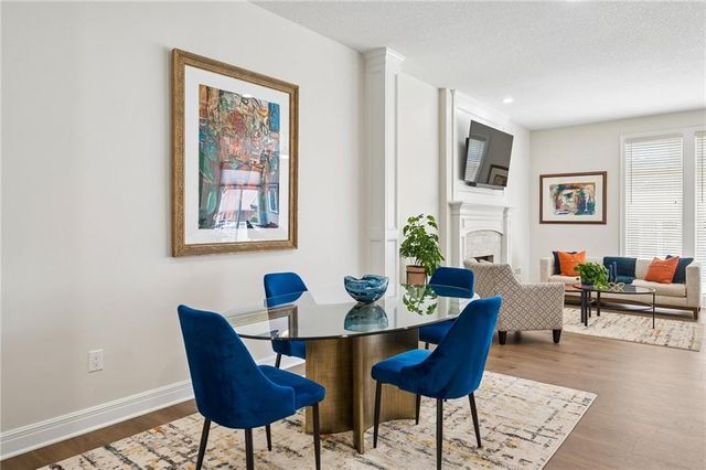 801 W 132nd Terrace, Kansas City, MO 64145