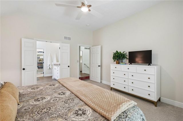 801 W 132nd Terrace, Kansas City, MO 64145