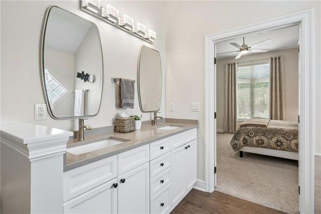 801 W 132nd Terrace, Kansas City, MO 64145