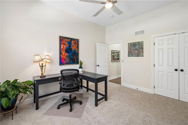 801 W 132nd Terrace, Kansas City, MO 64145