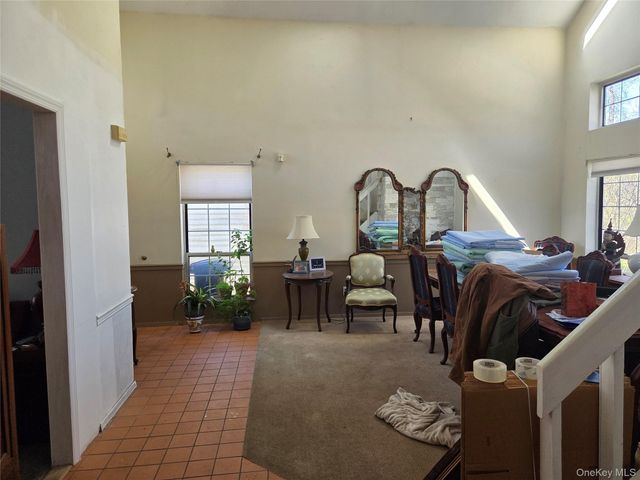 11 Turnberry Court, Middle Island, NY 11953