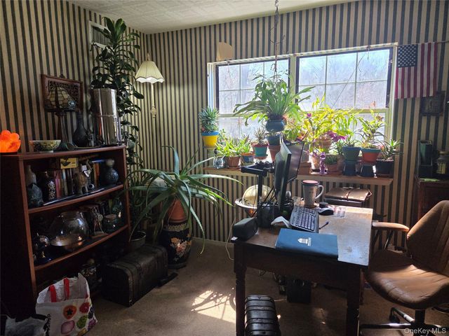 11 Turnberry Court, Middle Island, NY 11953
