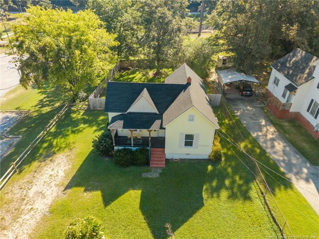 407 N 14th Street, Erwin, NC 28339