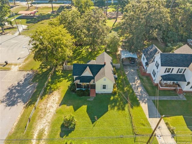 407 N 14th Street, Erwin, NC 28339