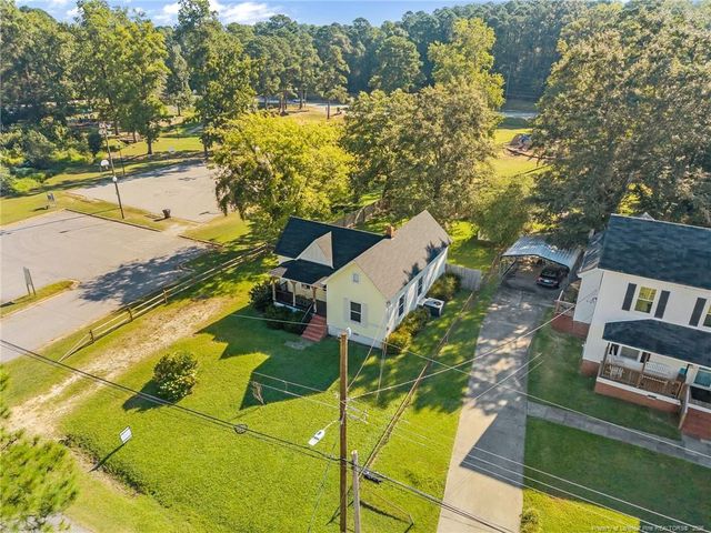 407 N 14th Street, Erwin, NC 28339