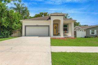 2524 LAKE ELLEN LANE, Tampa, FL 33618
