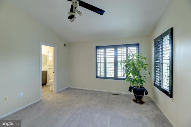 6942 MALACHITE PL, Capitol Heights, MD 20743