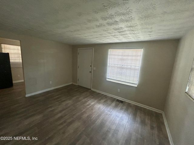 2229 W 10TH Street, Jacksonville, FL 32209