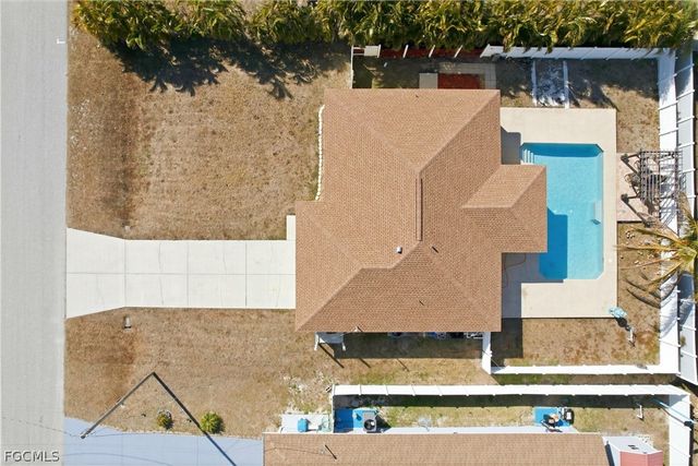 1209 NW 19th ST, Cape Coral, FL 33993