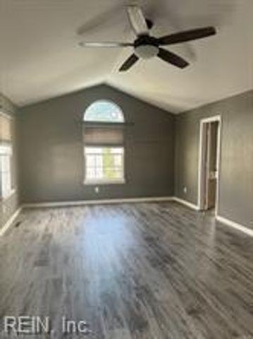 1528 Tallwood CIR, Chesapeake, VA 23320