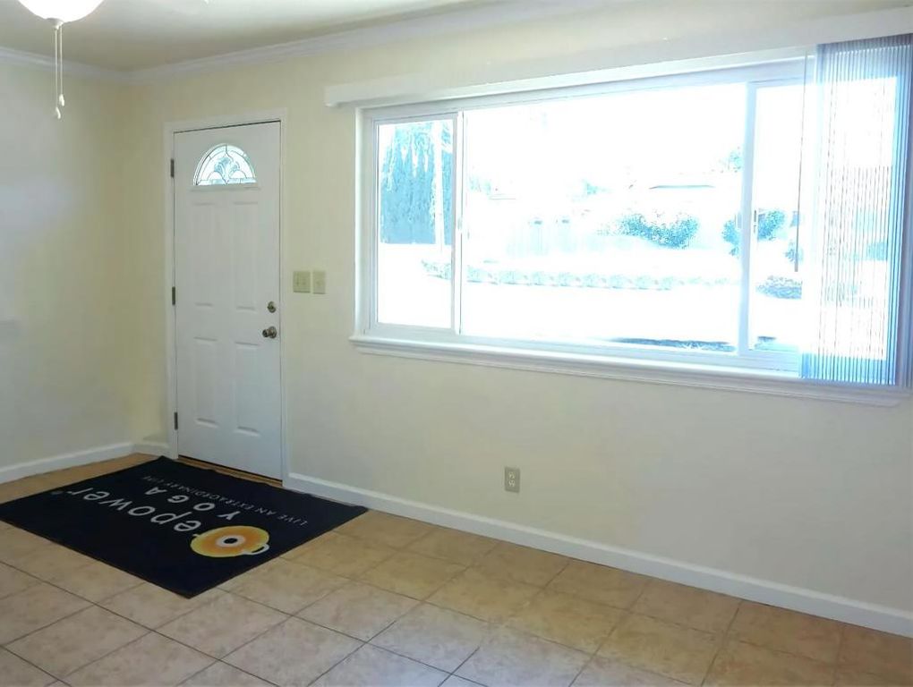 Image 4 of property listing at 16710 Del Monte Avenue, Morgan Hill, CA 95037