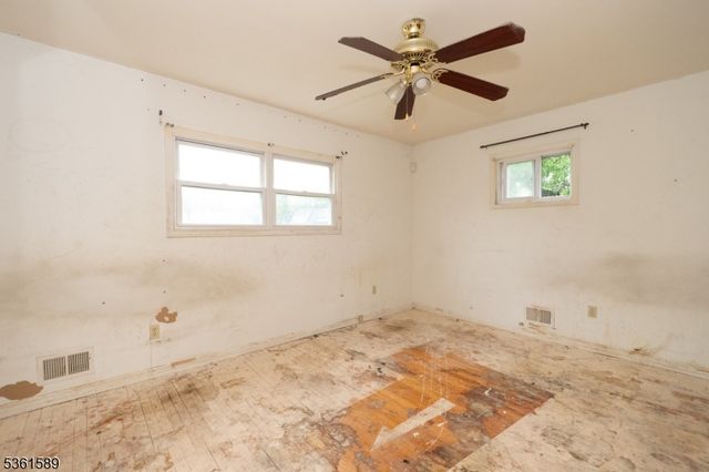 328 Ralph St, Franklin Twp., NJ 08873