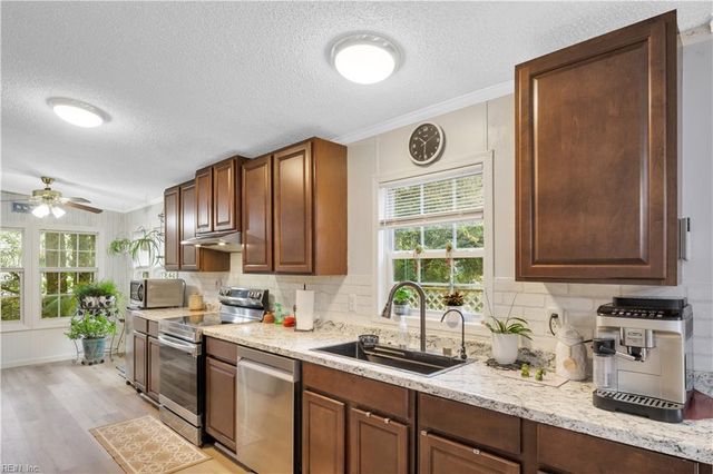 160 Whiting AVE, Williamsburg, VA 23185