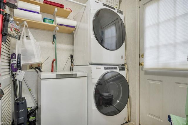 160 Whiting AVE, Williamsburg, VA 23185