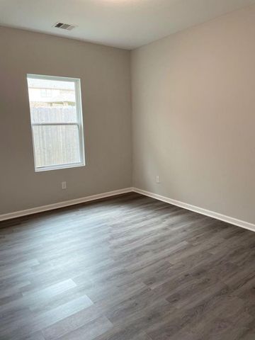 1749 Cindy Lane, Conroe, TX 77304