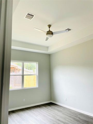 1749 Cindy Lane, Conroe, TX 77304