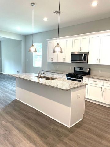 1749 Cindy Lane, Conroe, TX 77304
