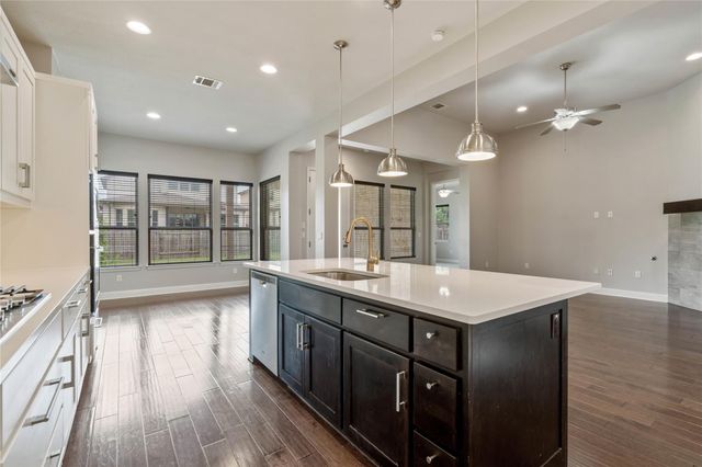 5009 Mandevilla DR, Austin, TX 78739