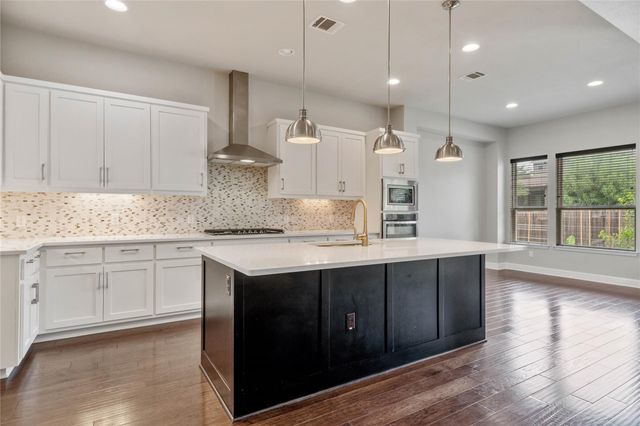 5009 Mandevilla DR, Austin, TX 78739