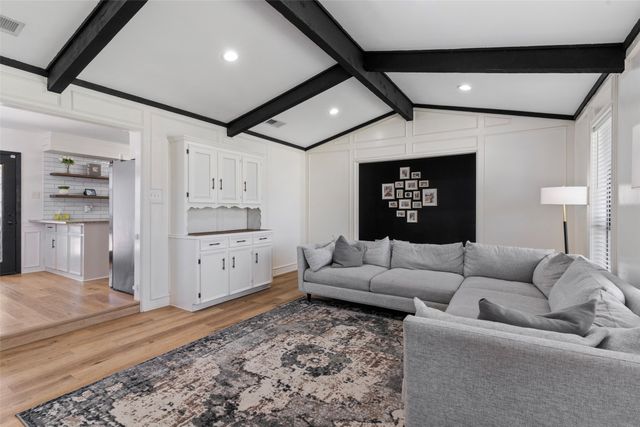 1612 Daywood Lane, Irving, TX 75061