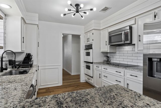 1612 Daywood Lane, Irving, TX 75061