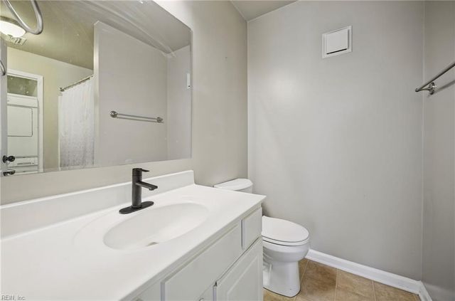 1368 Ivywood Road RD, Virginia Beach, VA 23453