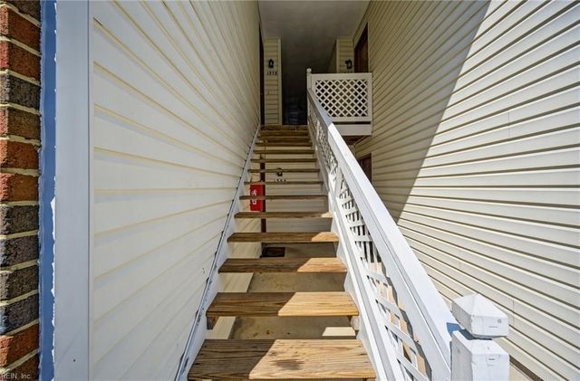 1368 Ivywood Road RD, Virginia Beach, VA 23453