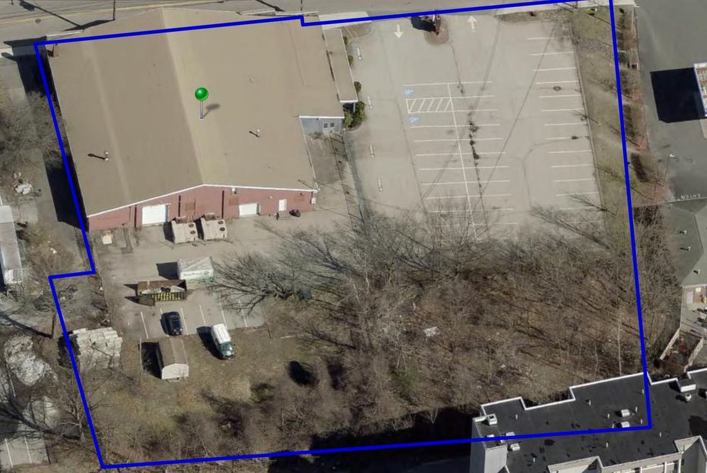 35-41 East Hollis Street, Nashua, NH 03060