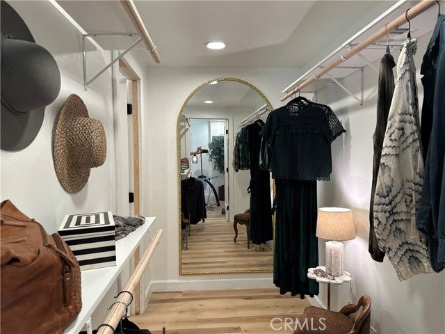 225 N Akers Road 308, Visalia, CA 93291