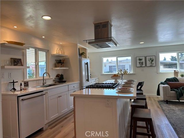 225 N Akers Road 308, Visalia, CA 93291