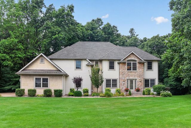 5284 Tillman Drive, Kalamazoo, MI 49009