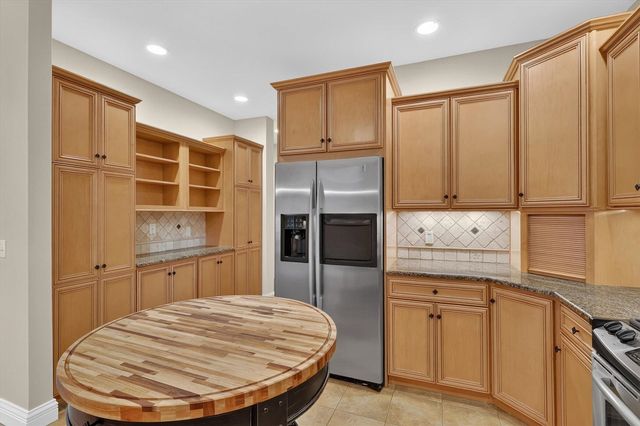 5284 Tillman Drive, Kalamazoo, MI 49009