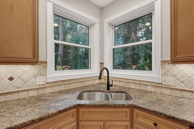 5284 Tillman Drive, Kalamazoo, MI 49009