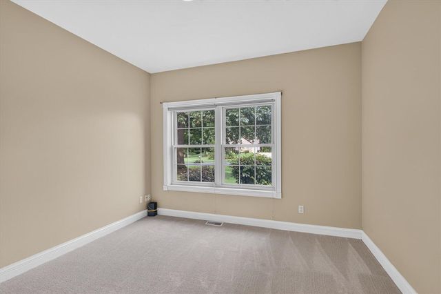 5284 Tillman Drive, Kalamazoo, MI 49009