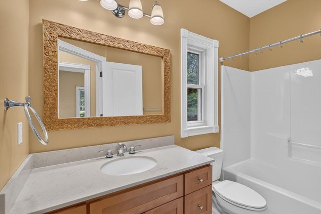 5284 Tillman Drive, Kalamazoo, MI 49009
