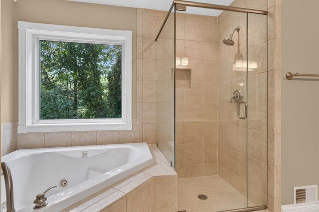 5284 Tillman Drive, Kalamazoo, MI 49009