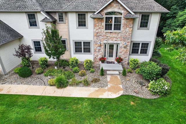 5284 Tillman Drive, Kalamazoo, MI 49009