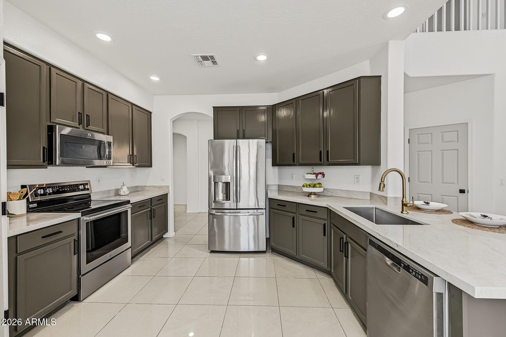 15324 W ROANOKE Avenue, Goodyear, AZ 85395 — photo 4