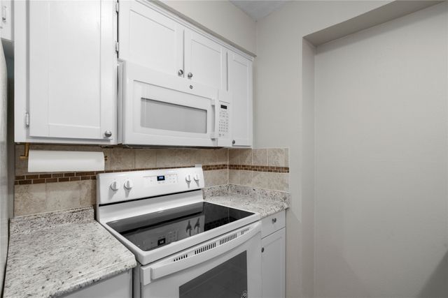1905 W Morton Street 5, Denison, TX 75020