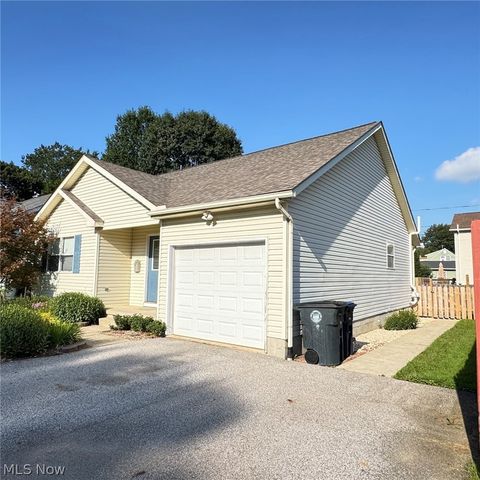 115 Sabetha Place, Akron, OH 44313