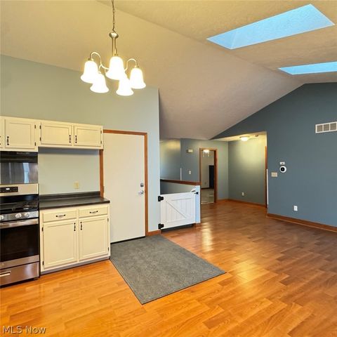 115 Sabetha Place, Akron, OH 44313