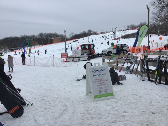 5950 OAKWOOD Drive 2G, Lisle, IL 60532