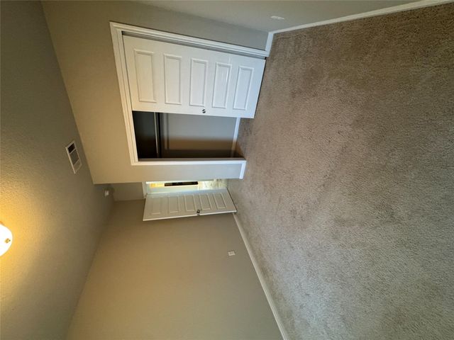 204 Wilderness TRL, Elgin, TX 78621